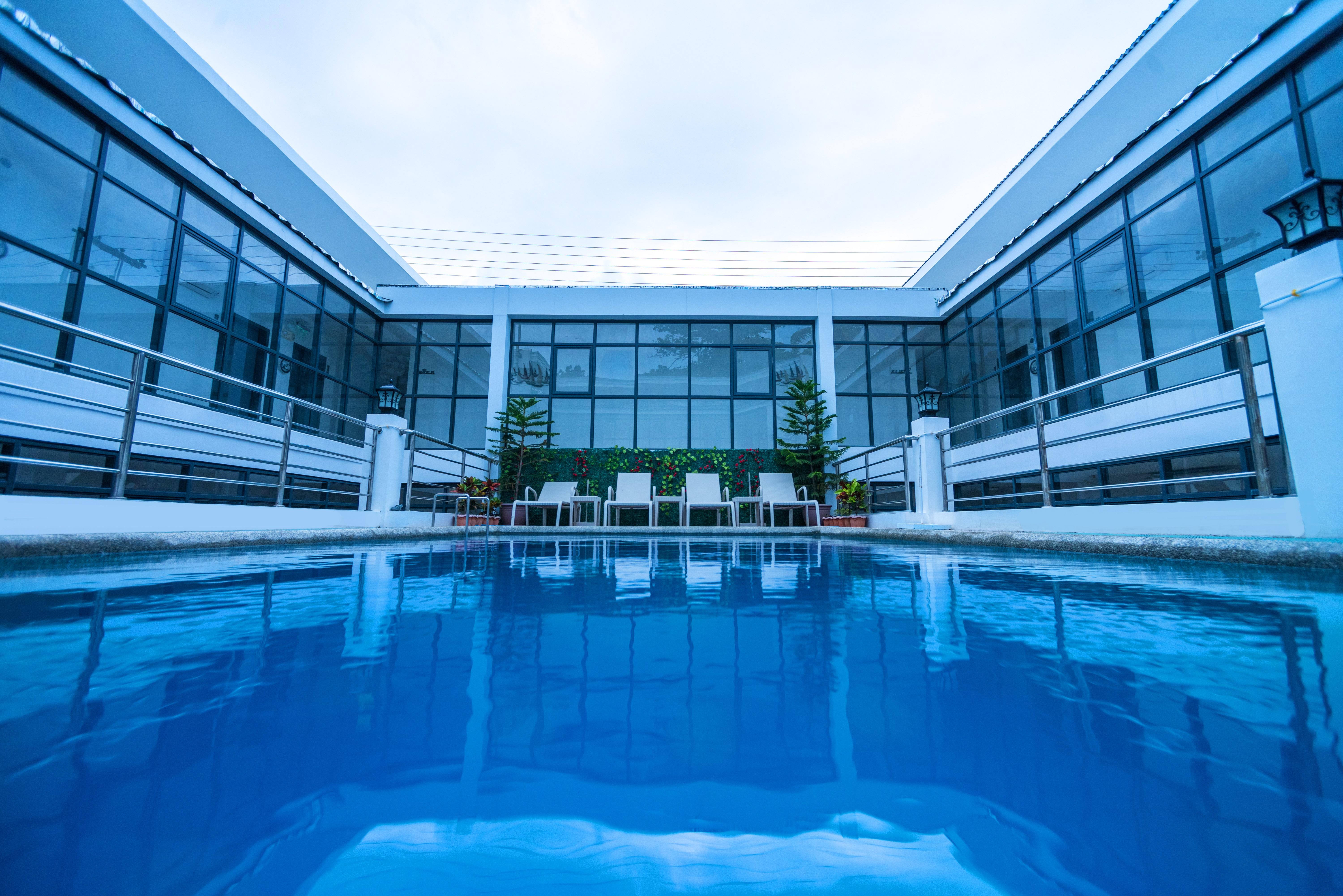 Manoc-Manoc Erus Suites Hotel Boracay מראה חיצוני תמונה