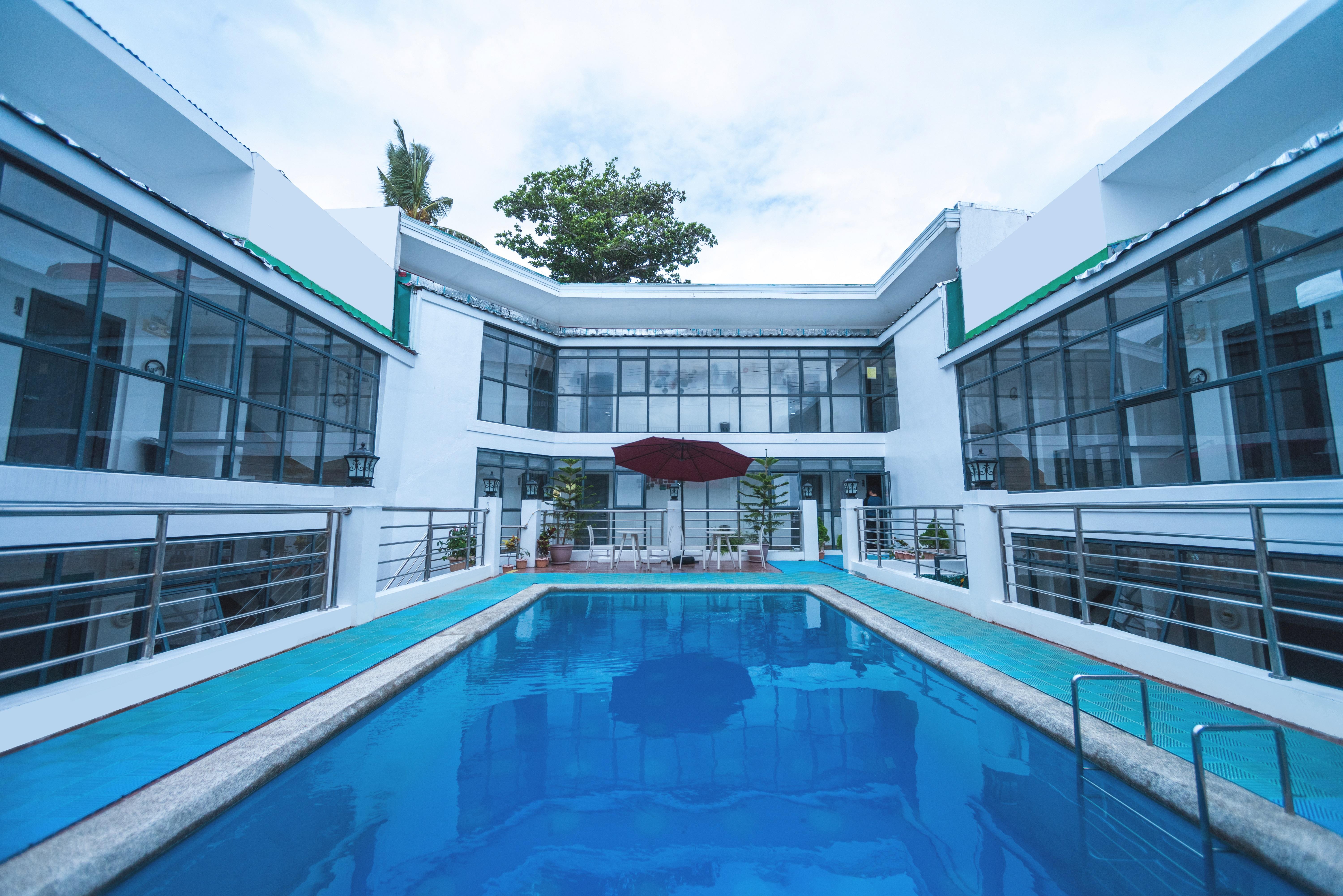 Manoc-Manoc Erus Suites Hotel Boracay מראה חיצוני תמונה