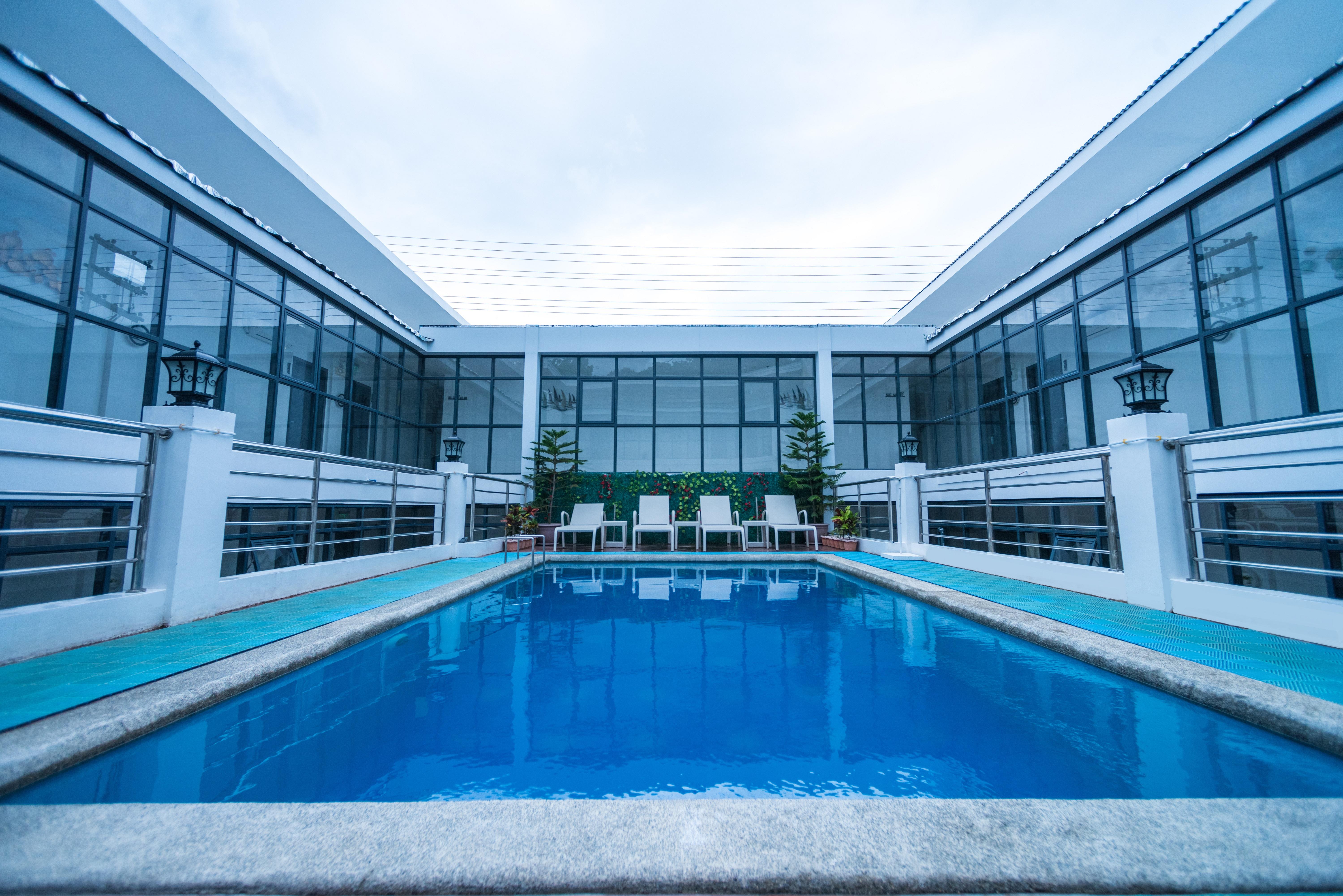 Manoc-Manoc Erus Suites Hotel Boracay מראה חיצוני תמונה