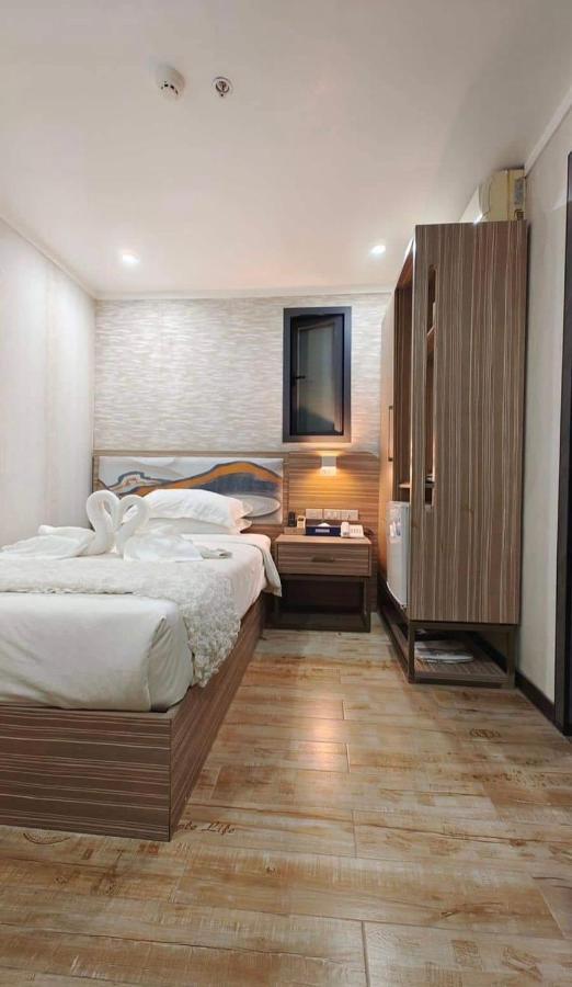 Manoc-Manoc Erus Suites Hotel Boracay מראה חיצוני תמונה
