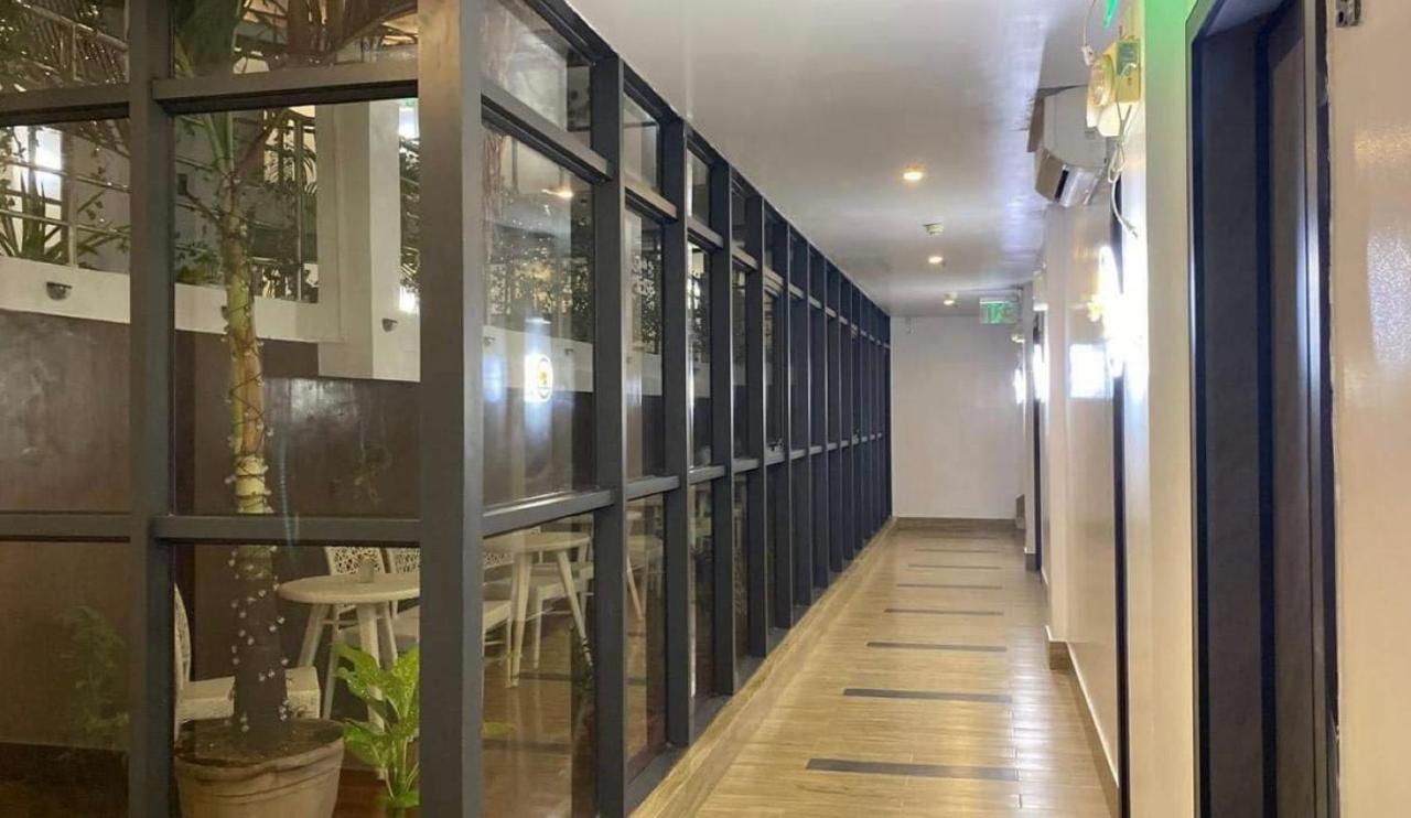 Manoc-Manoc Erus Suites Hotel Boracay מראה חיצוני תמונה