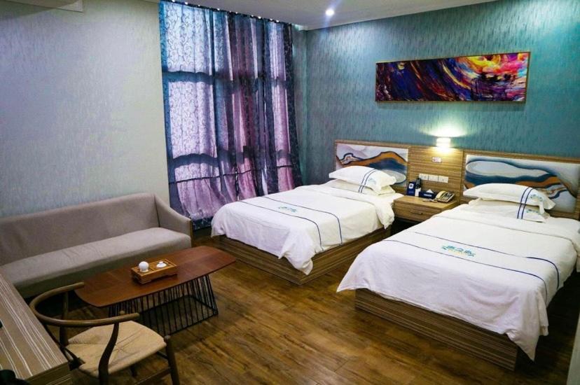 Manoc-Manoc Erus Suites Hotel Boracay מראה חיצוני תמונה